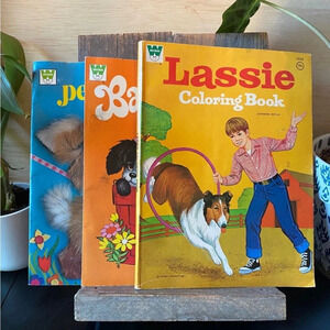 VINTAGE 1970s Coloring Books - Lassie / Baby Animals / Pets to Color